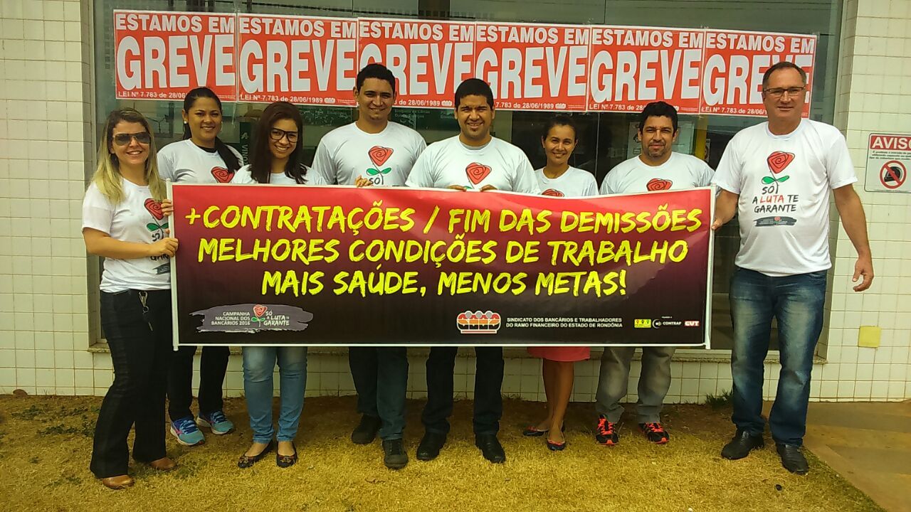 Colegas fazendo bonito em Rolim de Moura - RO! Greve forte em Rondônia!